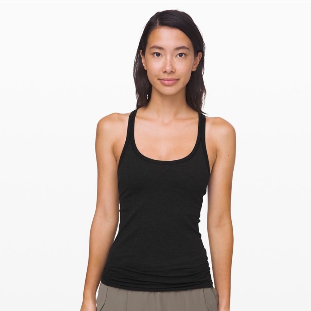 Lululemon Ebb to street tank
